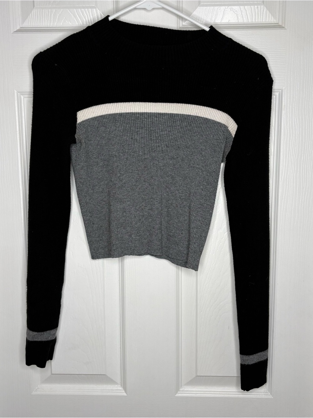 Brandy Melville Black & Gray Colorblock Sweater
